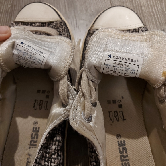 Converse sneakers, tweed, size 6.5, lightly worn - Picture 4 of 4